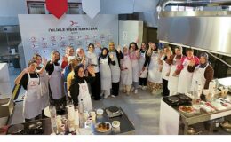 Gastronomi Eğitimi Alan da Mesleğini Arayan da Aynı Mutfakta