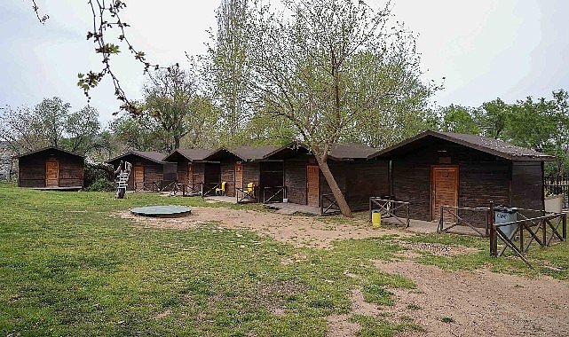 Buca’da doğayla iç içe sosyal hizmet: Dere Kafe