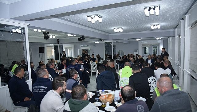 Emekçilere 1 Mayıs Kutlaması