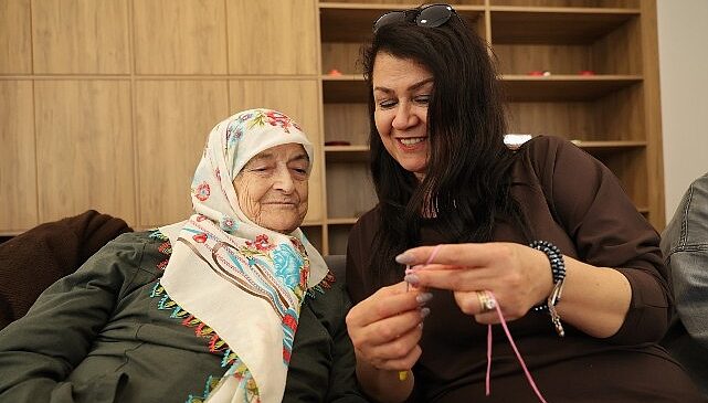 Osmangazi’de Huzurevi Sakinlerini Mutlu Eden Buluşma