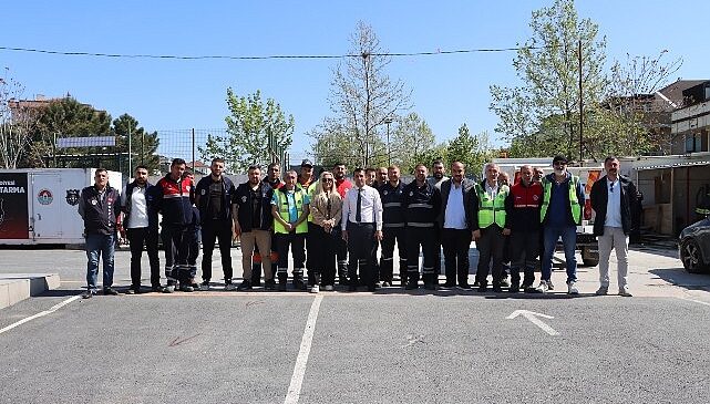 Maltepe’de Temizlik Mesaisi Aydınevler’de