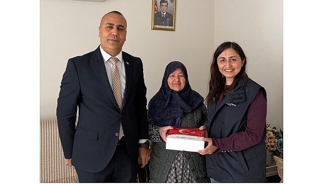 Manisa Büyükşehir’den Şehit Annelerine Anlamlı Ziyaret