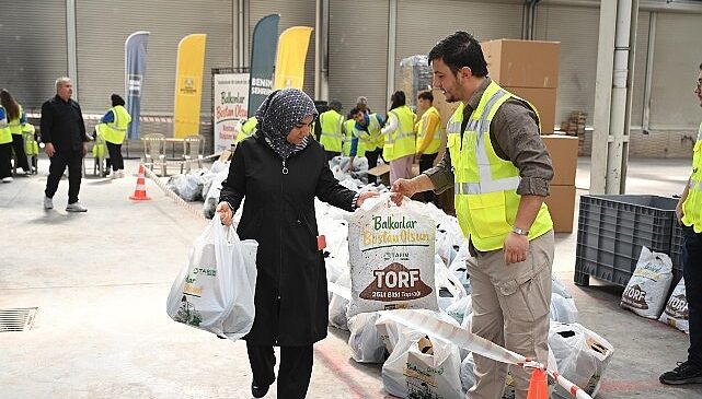 Konya Büyükşehir “Balkonlar Bostan Olsun” Projesinde Bostan Setlerinin Dağıtımına Başladı