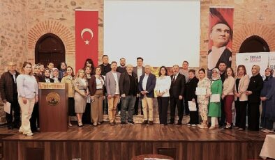 ‘Ana Baba Okulu’ Programını Tamamlayanlar Sertifikalarını Aldı